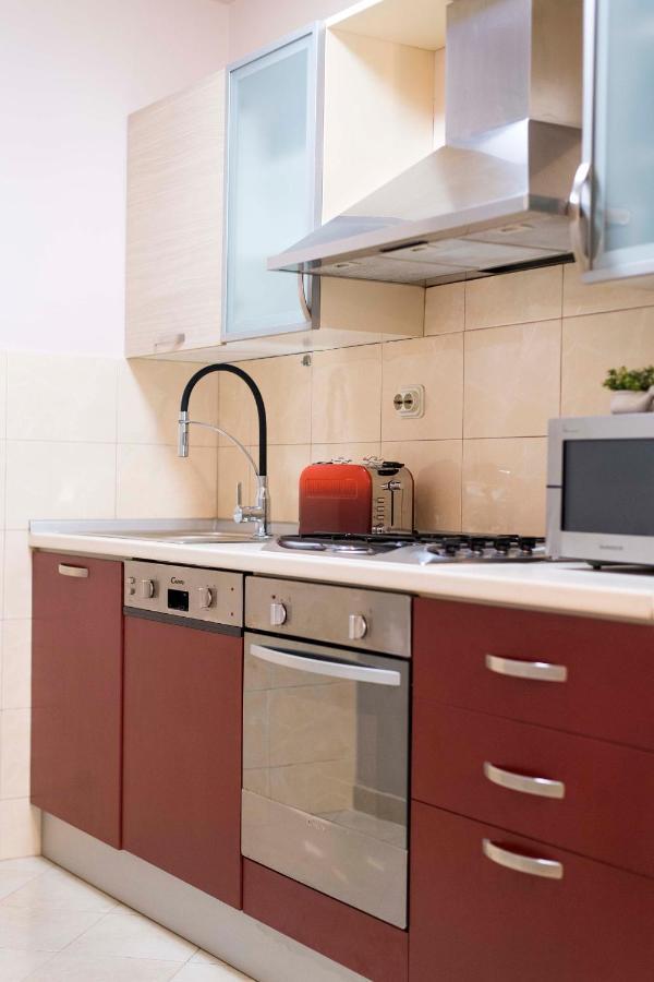 New Apartment Neda 奥米什 外观 照片